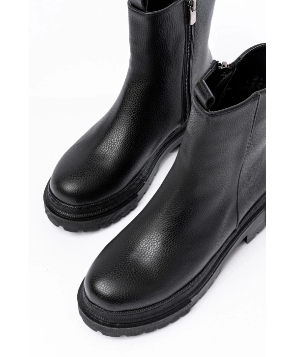 812-2012 Siyah Fermuarlı Günlük Kadın Bot