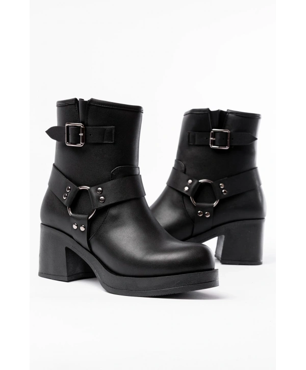 5109-3042 Siyah Toka Aksesuarlı Fermuarlı Kalın Topuklu Günlük Kadın Bot