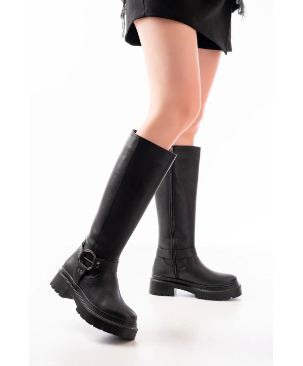 236-3021 Siyah Fermuarlı Günlük Kadın Çizme