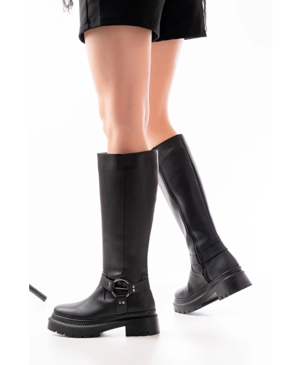 236-3021 Siyah Fermuarlı Günlük Kadın Çizme