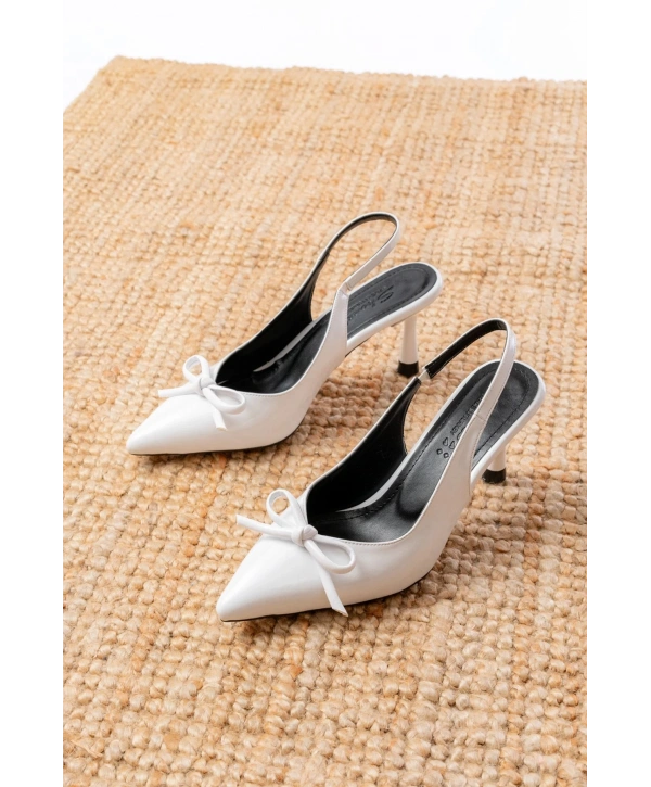 İNF-4500 Beyaz Rugan Günlük Arkası Açık Fiyonklu Topuklu Bayan Ayakkabı