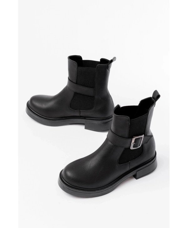 02-2004 Siyah Toka Aksesuarlı Lastikli Günlük Kadın Bot