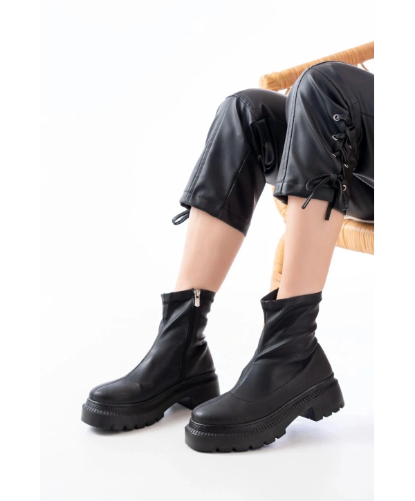 236-2011 Siyah Streç Fermuarlı Günlük Kadın Bot