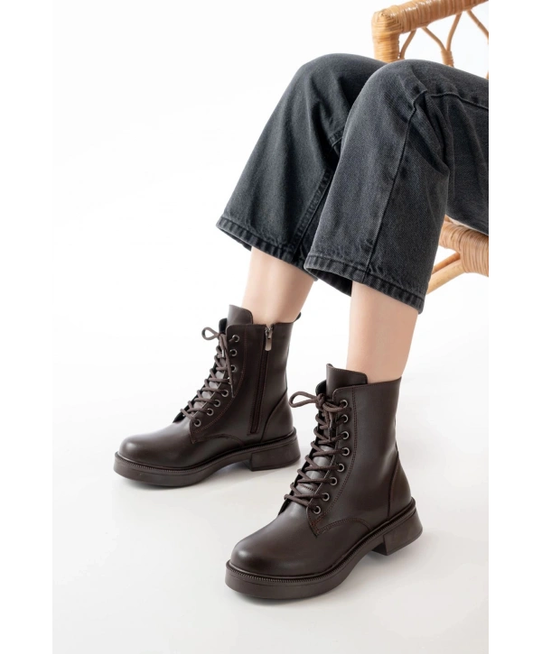 02-356 Kahve Düz Topuklu Bağcıklı Fermuarlı Günlük Kadın Bot