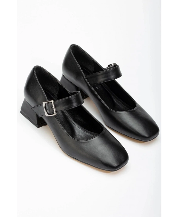 ST-006 Siyah Günlük 4 cm Topuklu Bayan Ayakkabı