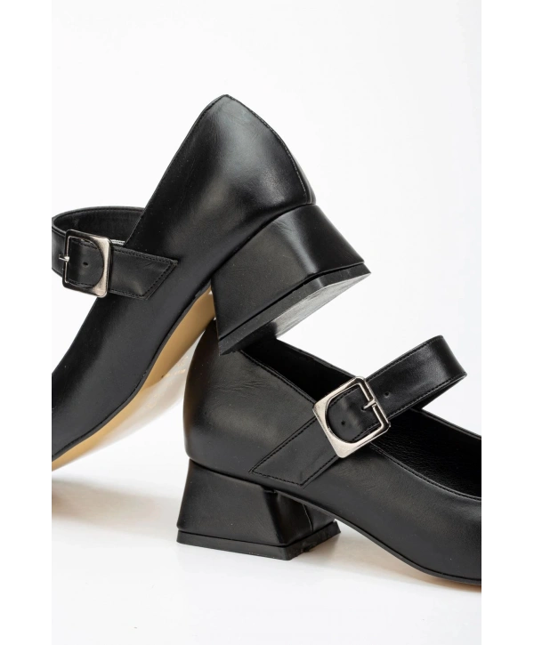 ST-006 Siyah Günlük 4 cm Topuklu Bayan Ayakkabı