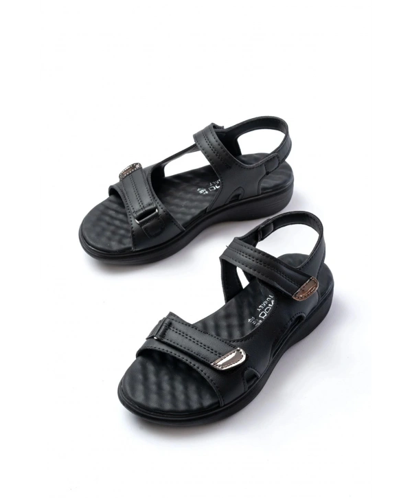 DM-363  Siyah Baret Cırtlı Dikişli Günlük Kadın Sandalet