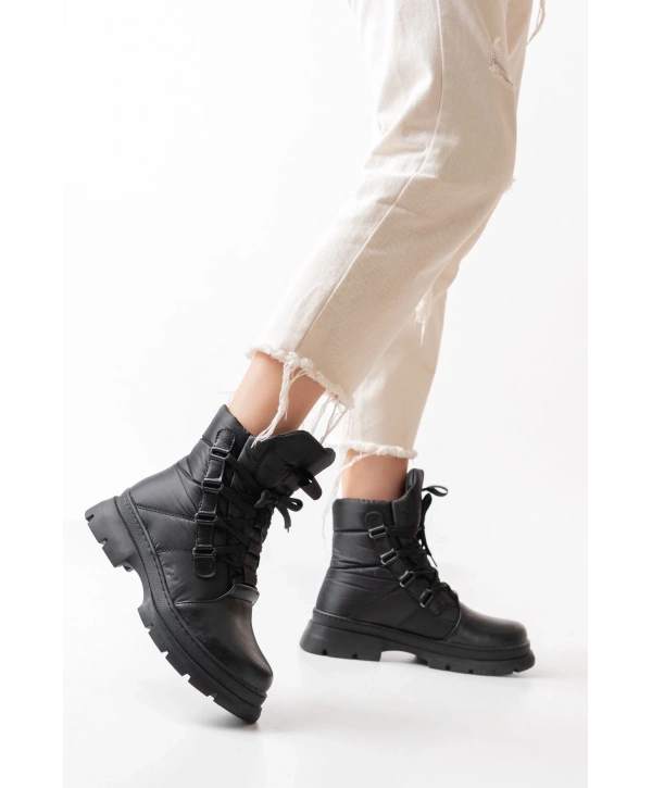 ASM-083 Siyah Bağcıklı Su Geçirmez Kadın Kar Botu