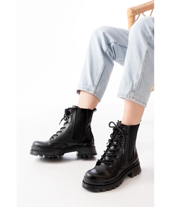 2051-298 Siyah Cilt Düz Topuklu Bağcıklı Lastikli Günlük Kadın Bot