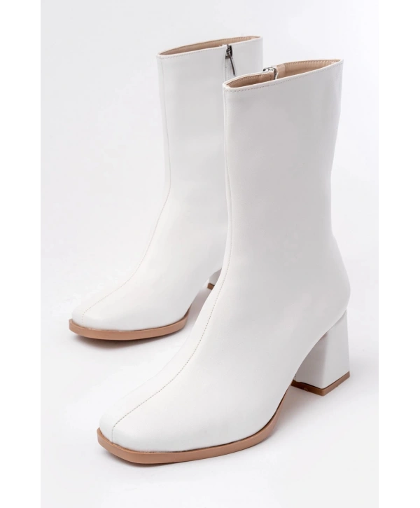 MSK-032 Beyaz Topuklu Fermuarlı Kadın Bot