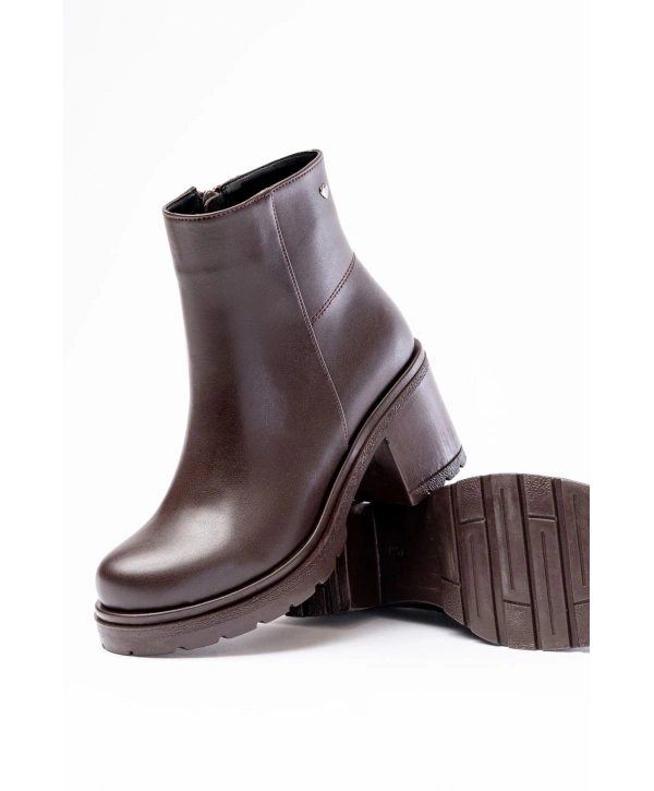 767-3020 Kahverengi Fermuarlı Kalın Topuklu Günlük Kadın Bot