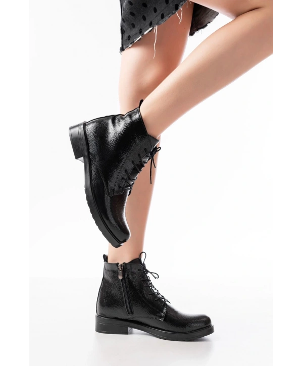 165-225 Siyah Rugan Bağcıklı Fermuarlı Günlük Kadın Bot