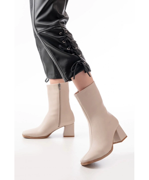 MSK-032 Bej Topuklu Fermuarlı Kadın Bot