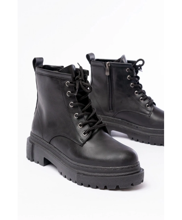 812-296 Siyah Bağcıklı Fermuarlı Günlük Kadın Bot