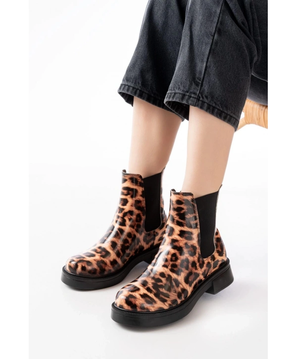 02-2137 Leopar Lastikli Günlük Kadın Bot