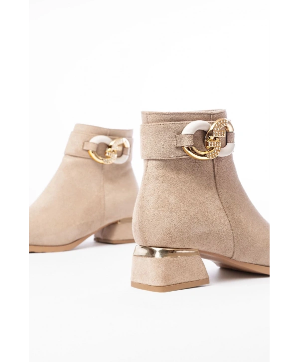 RM-504 Bej Süet Toka Aksesuarlı Topuklu Fermuarlı Günlük Kadın Bot