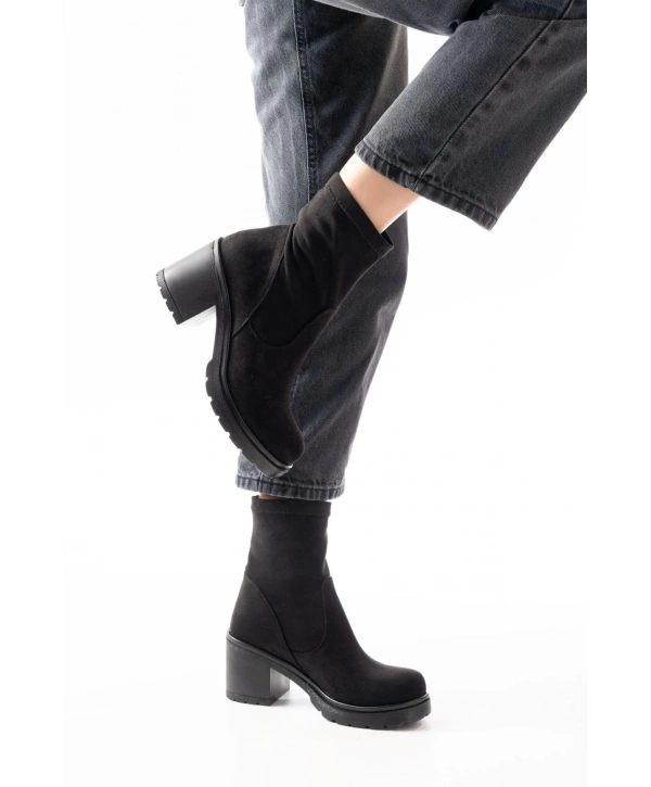 767-3040 Siyah Süet Günlük Kalın Topuklu Kadın Bot