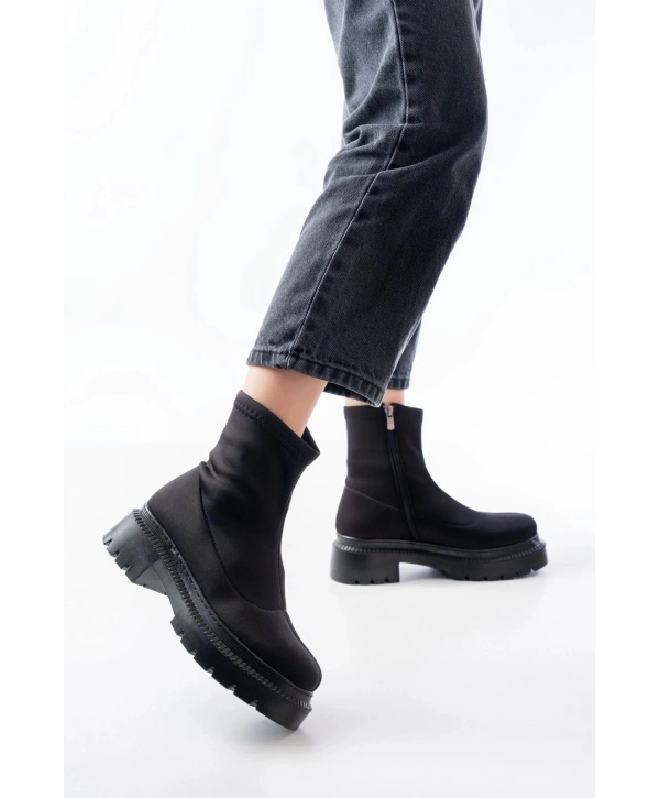 236-2011 Siyah Dalgıç Fermuarlı Günlük Kadın Bot