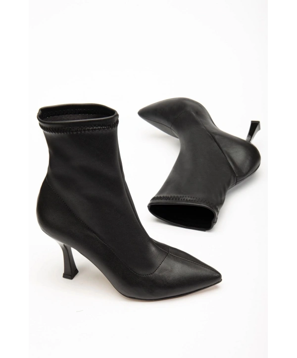 VRT-023 Siyah Yüksek İnce Topuklu Streç Kadın Bot
