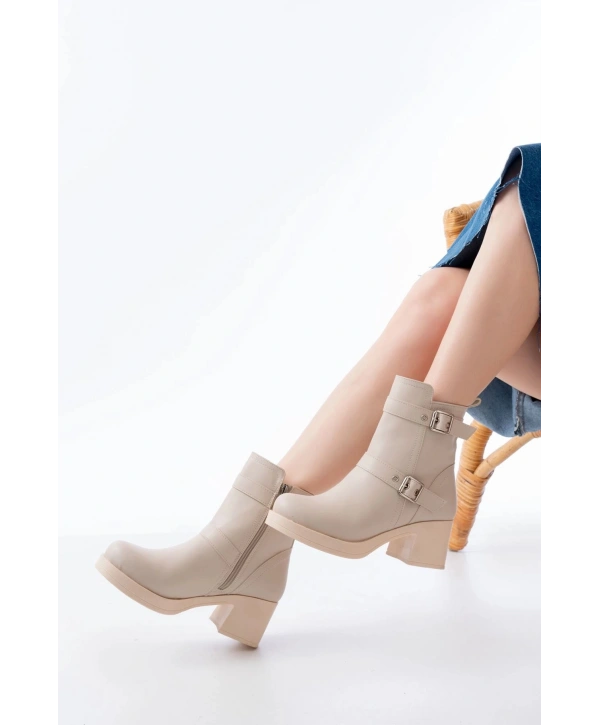 5109-3027 Bej Topuklu Fermuarlı Günlük Kadın Bot