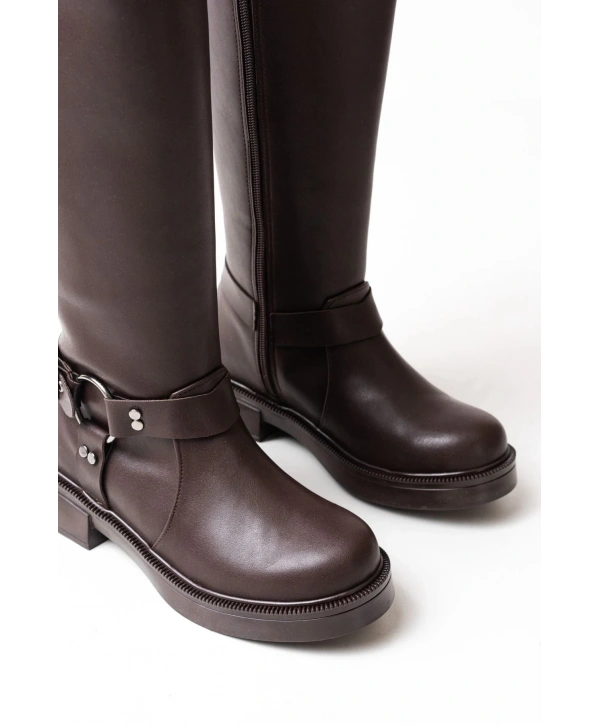 02-312 Kahverengi Toka Aksesuarlı Fermuarlı Günlük Kadın Çizme