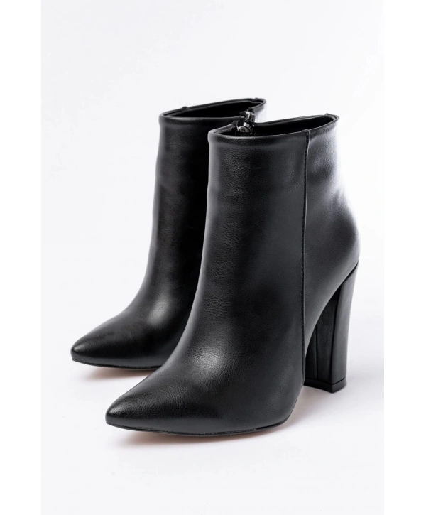 VRT-4801 Siyah Yüksek Kalın Topuklu Fermuarlı Kadın Bot