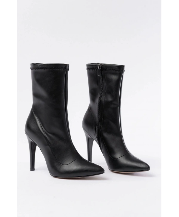 VRT-4811 Siyah Yüksek İnce Topuklu Fermuarlı Kadın Bot