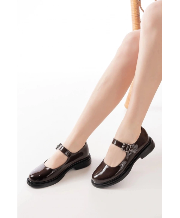 YSN-4444 Kahve Rugan Günlük Bayan Ayakkabı