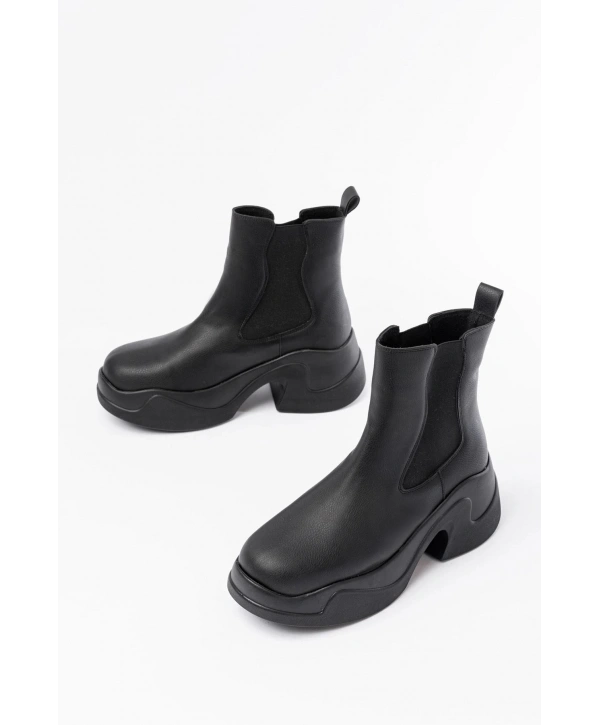 FZ-2400 Siyah Yüksek Tabanlı Lastikli Günlük Kadın Bot