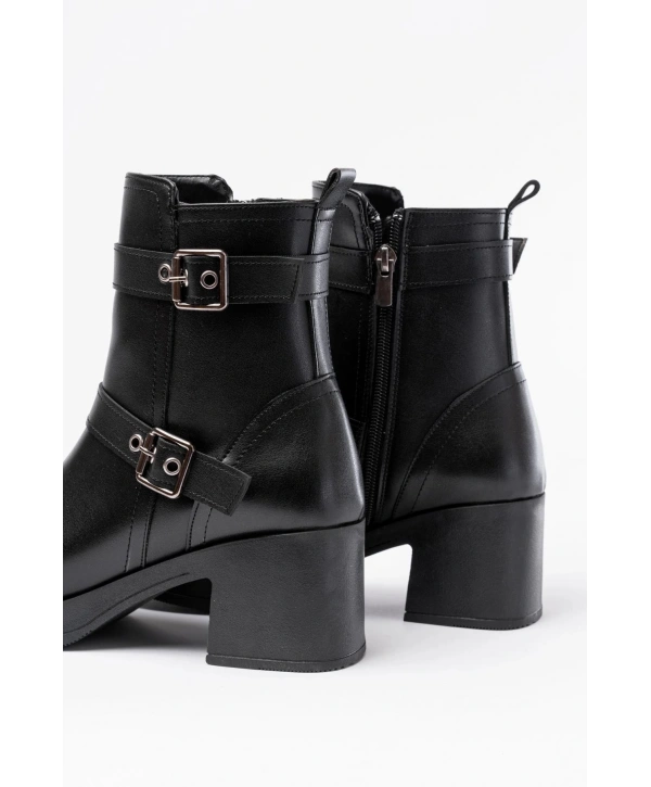 5109-3027 Siyah Topuklu Fermuarlı Günlük Kadın Bot