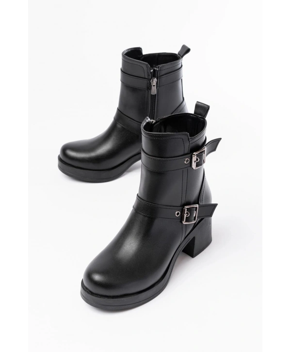 5109-3027 Siyah Topuklu Fermuarlı Günlük Kadın Bot