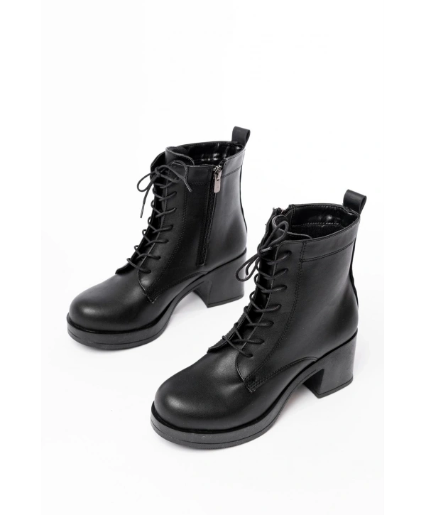 5109-3025 Siyah Bağcıklı Fermuarlı Kalın Topuklu Günlük Kadın Bot