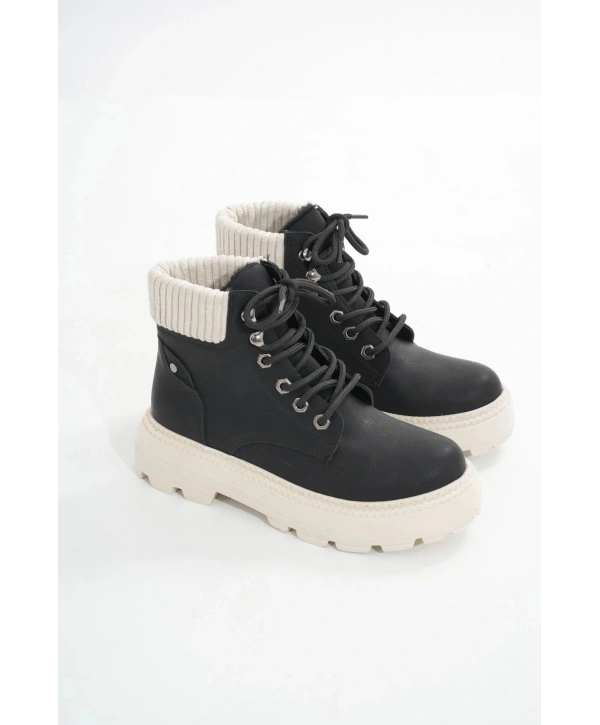 LMÇ-2045 Siyah-Bej Taban Bağcıklı Kalın Taban Kadın Günlük Bot