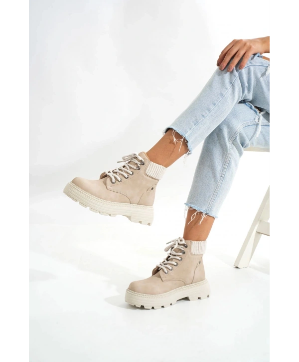 LMÇ-2045 Bej Süet Bağcıklı Kalın Taban Kadın Günlük Bot