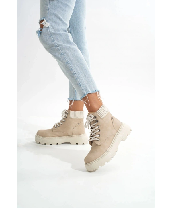 LMÇ-2045 Bej Süet Bağcıklı Kalın Taban Kadın Günlük Bot