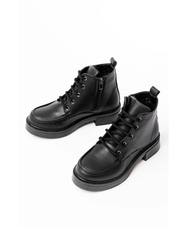 02-2001 Siyah Bağcıklı Fermuarlı Günlük Kadın Bot