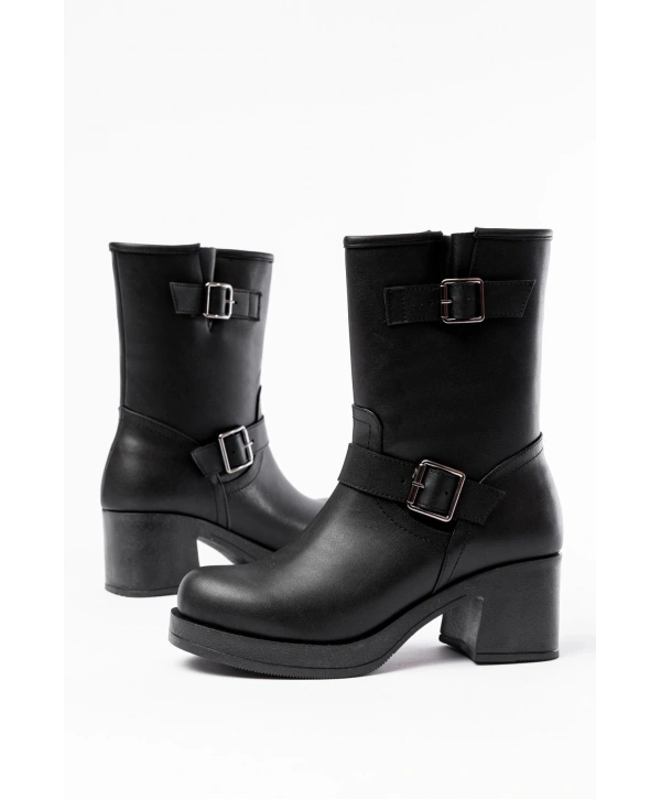 5109-3043 Siyah Toka Aksesuarlı Fermuarlı Kalın Topuklu Günlük Kadın Bot