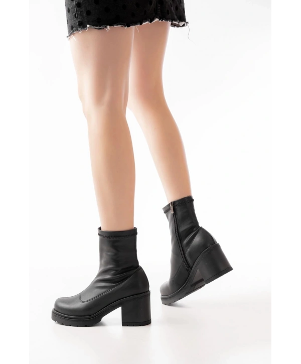767-3012 Streç Siyah Fermuarlı Günlük Kadın Bot