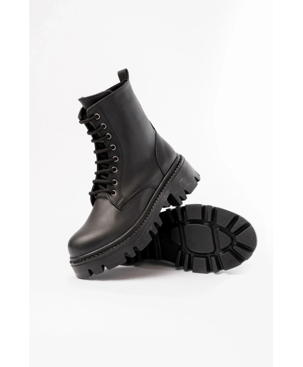 868-356 Siyah Bağcıklı Fermuarlı Günlük Kadın Bot