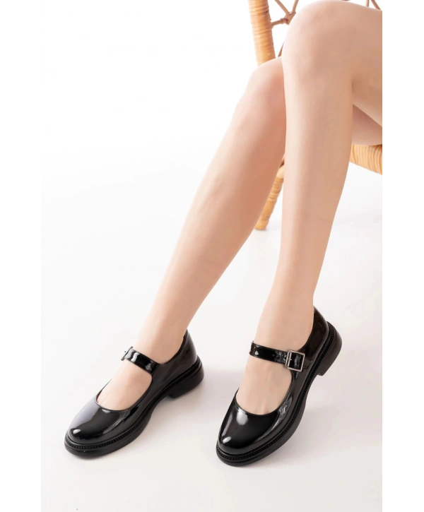 YSN-4444 Siyah Rugan Günlük Bayan Ayakkabı