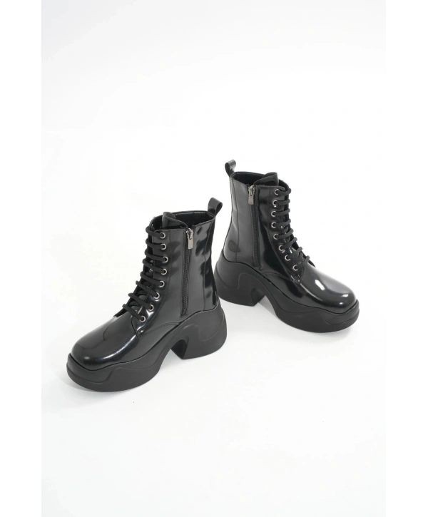 FZ-2550 Siyah Rugan Yüksek Tabanlı Bağcıklı Fermuarlı Günlük Kadın Bot