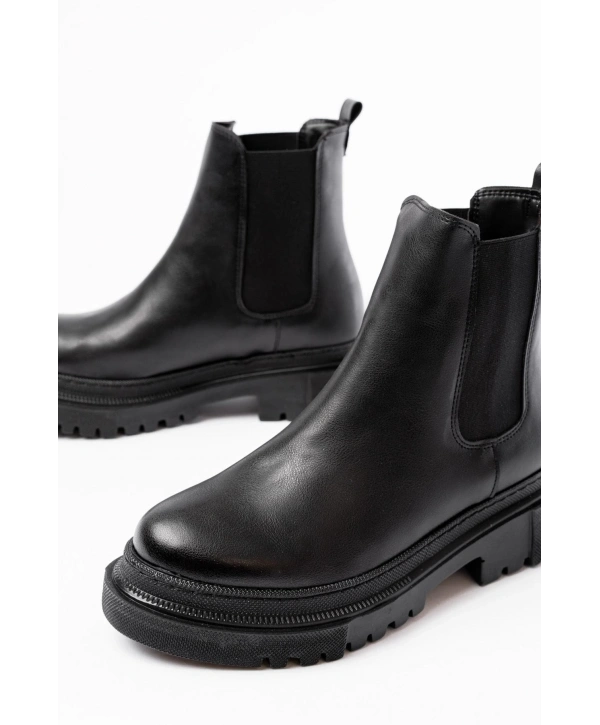 812-2137 Siyah Lastikli Günlük Kadın Bot