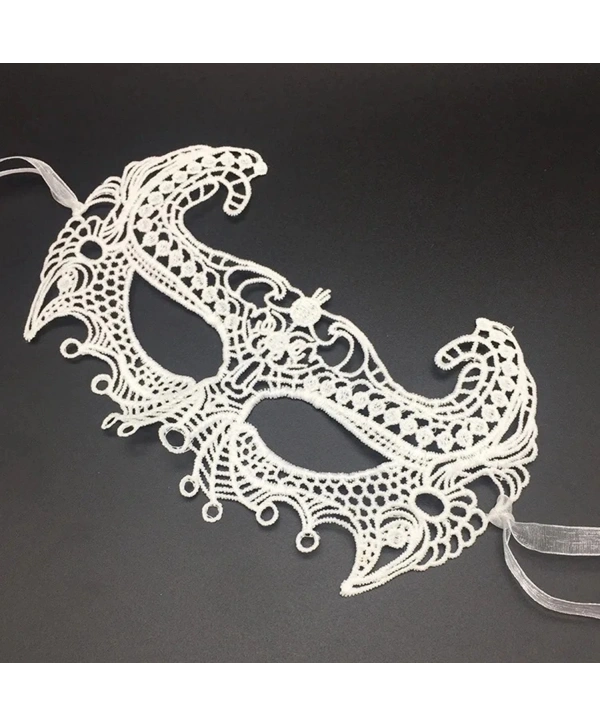 Beyaz Renk Dantel Kesim Dantel İşlemeli Balo Parti Maskesi 1 No