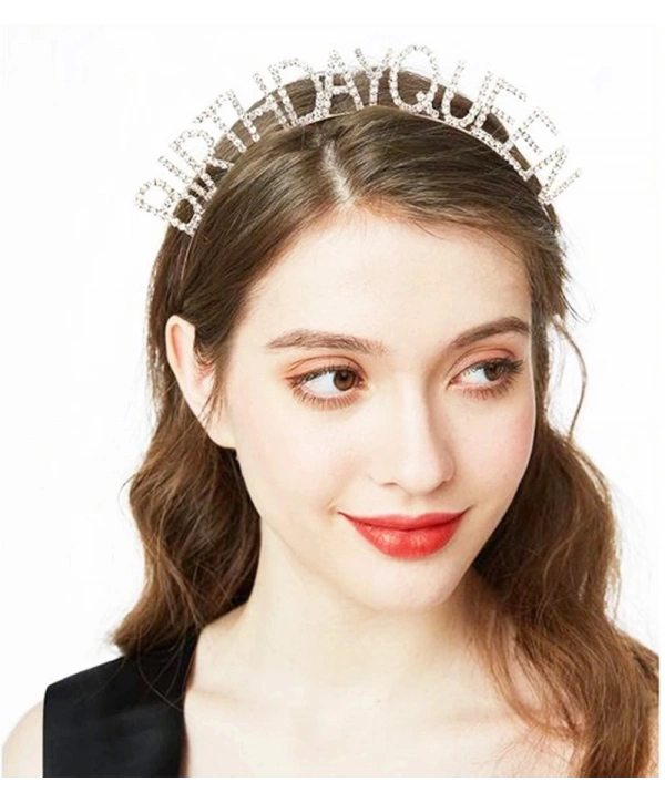 Gümüş Renk Kristal Taşlı Parlak Birthday Queen Yazılı Kraliçe Taç 16x17 Cm