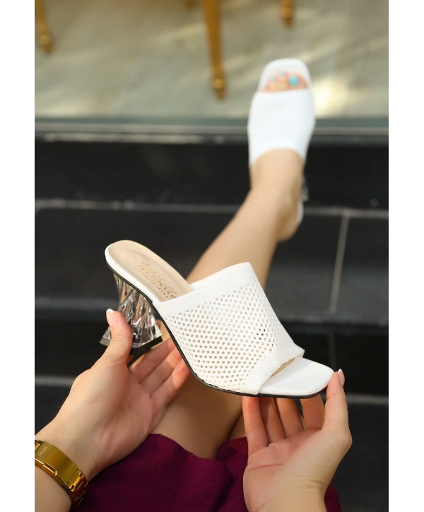 Akva Beyaz Triko Şeffaf Topuklu Terlik