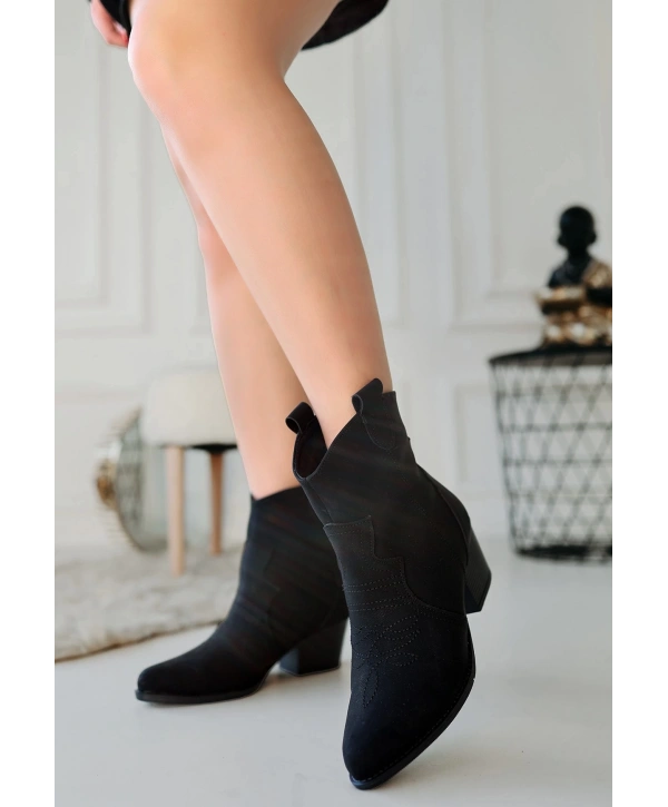 Akver Siyah Nubuk Topuklu Bot