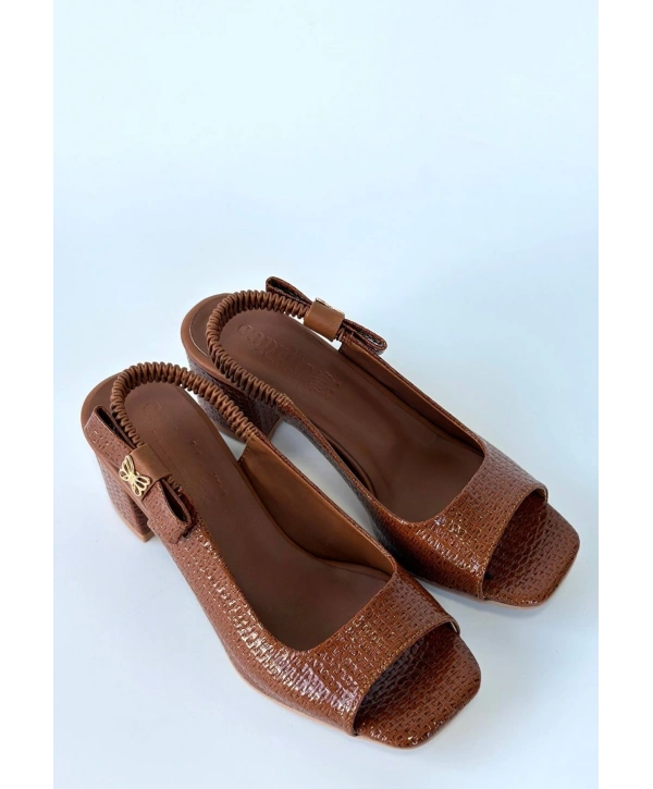 Alessi Kahve Rugan Topuklu Ayakkabı