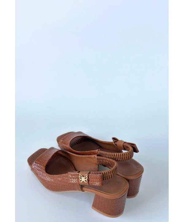 Alessi Kahve Rugan Topuklu Ayakkabı