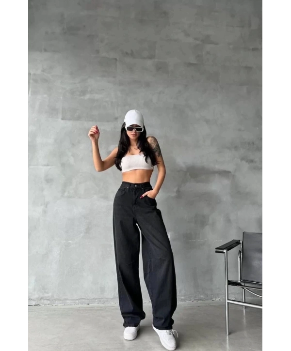 Arkadan tokalı jeans pantolon Siyah