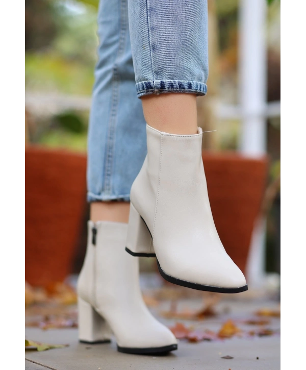 Biya Bej Cilt Topuklu Bot